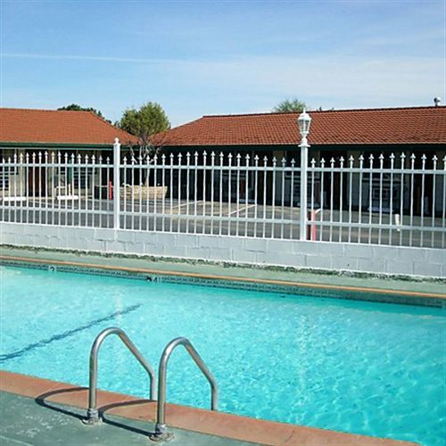 Holiday Motel Waynesburg ภายนอก รูปภาพ